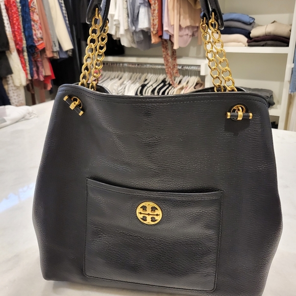 Tory Burch Chelsea Tote Handbag in Black - Picture 2 of 4